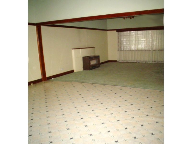 32 Lincoln Avenue, Coburg North VIC 3058