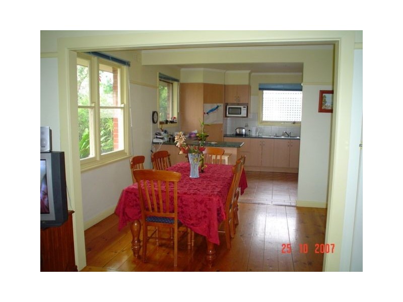 14 Moss Court, Glenroy VIC 3046