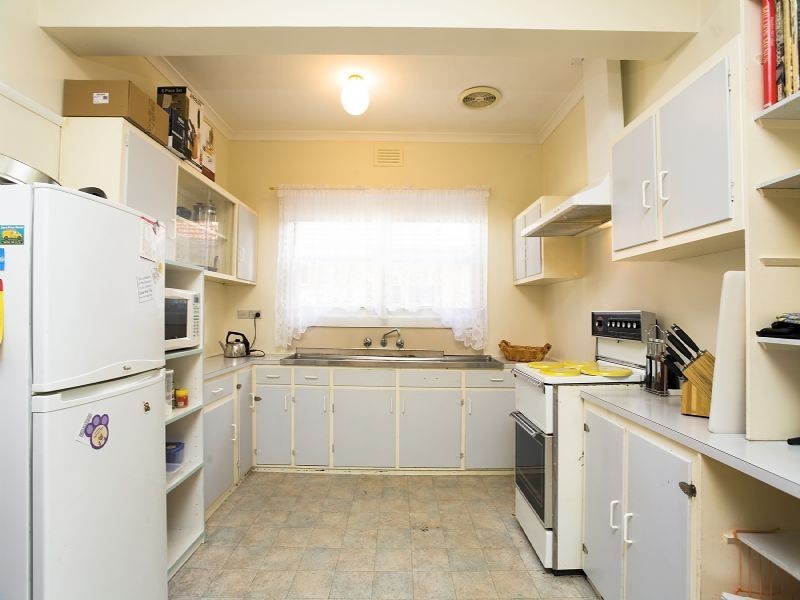 9 Lock Street, Fawkner VIC 3060