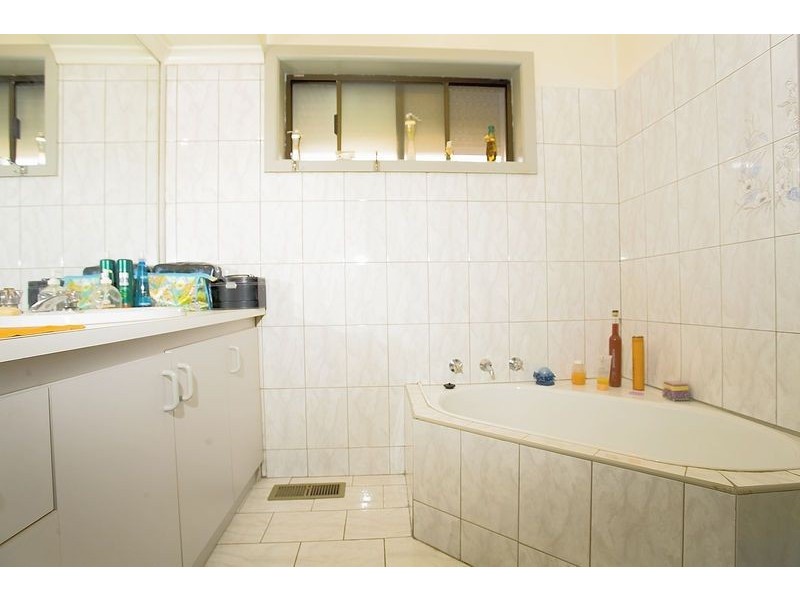 1/32 Boston Street, Fawkner VIC 3060