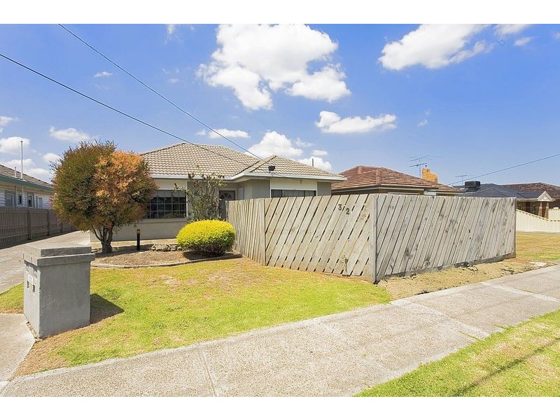 1/32 Boston Street, Fawkner VIC 3060