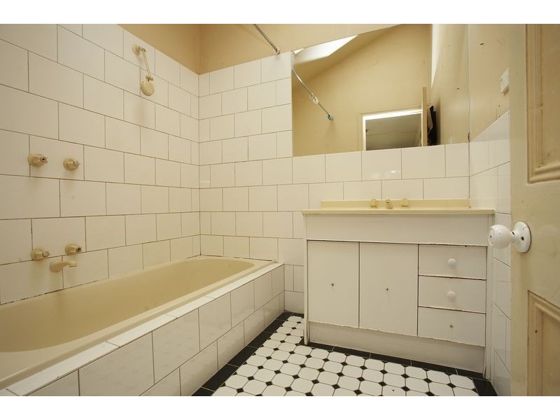 38 May Street, Coburg VIC 3058