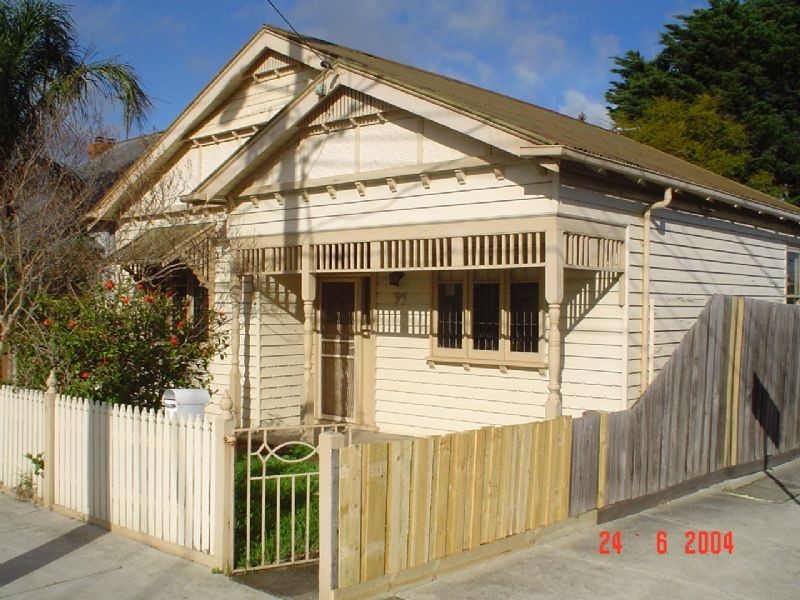 35 Essex Street, Footscray VIC 3011