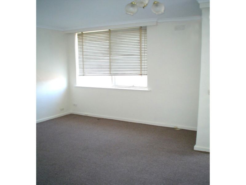 17/51 DeCarle Street, Brunswick VIC 3056