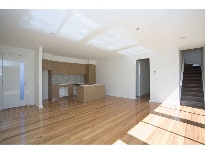 2/7 Pardy Street, Pascoe Vale VIC 3044