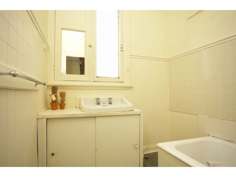 48 Reynolds Parade, Pascoe Vale South VIC 3044