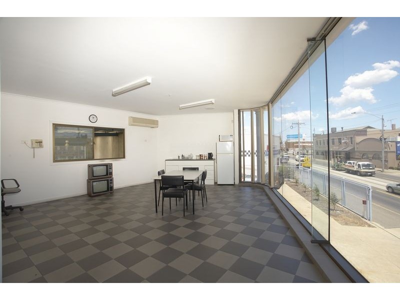 592 Sydney Road, Coburg VIC 3058