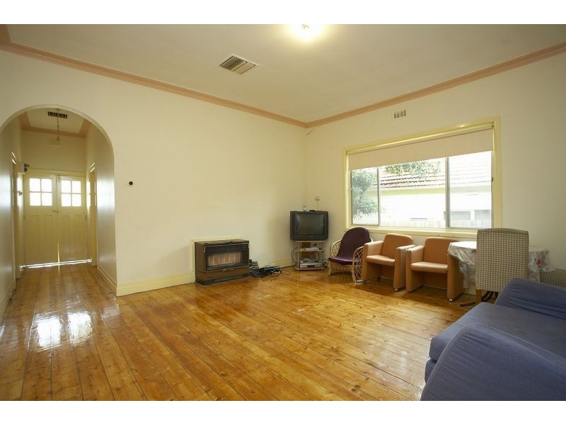 6 Cooper Street, Brunswick West VIC 3055