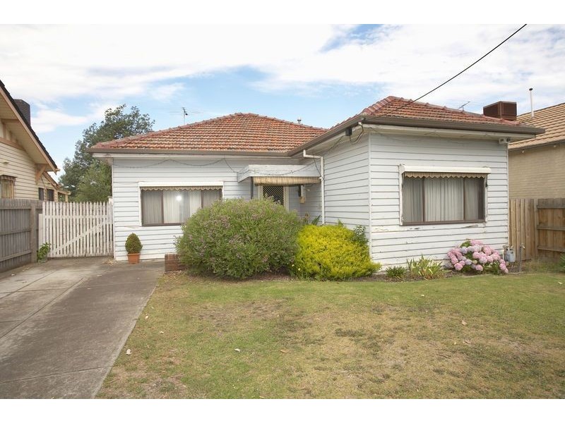 84 Grandview Avenue, Pascoe Vale South VIC 3044