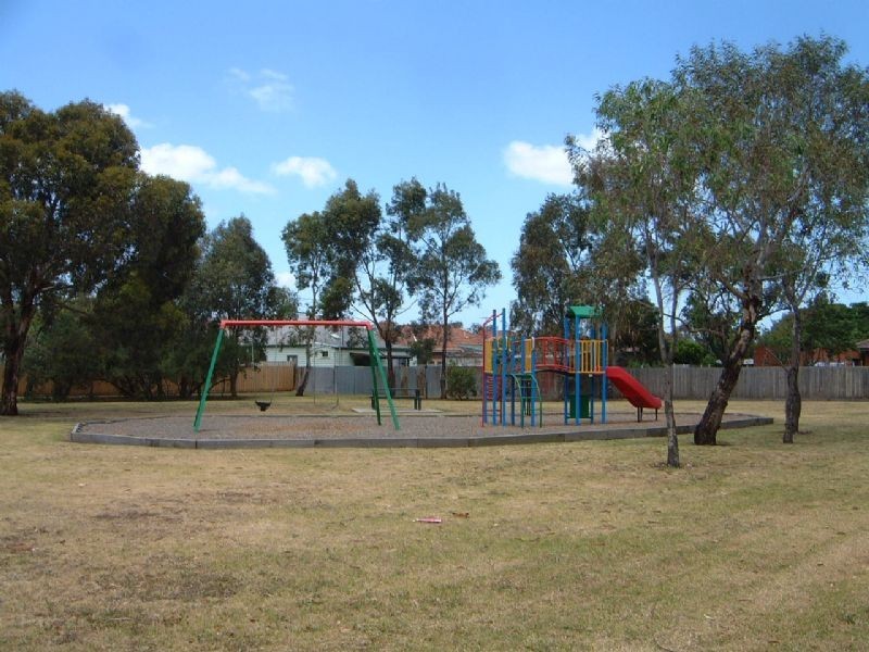 3/79 Queens Parade, Fawkner VIC 3060