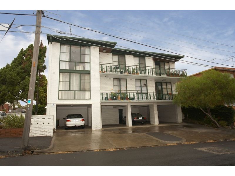 7/2 Allard Street, Brunswick West VIC 3055