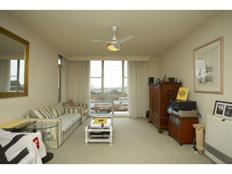 7/2 Allard Street, Brunswick West VIC 3055