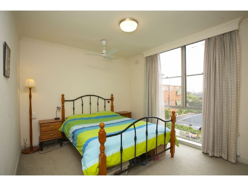 7/2 Allard Street, Brunswick West VIC 3055