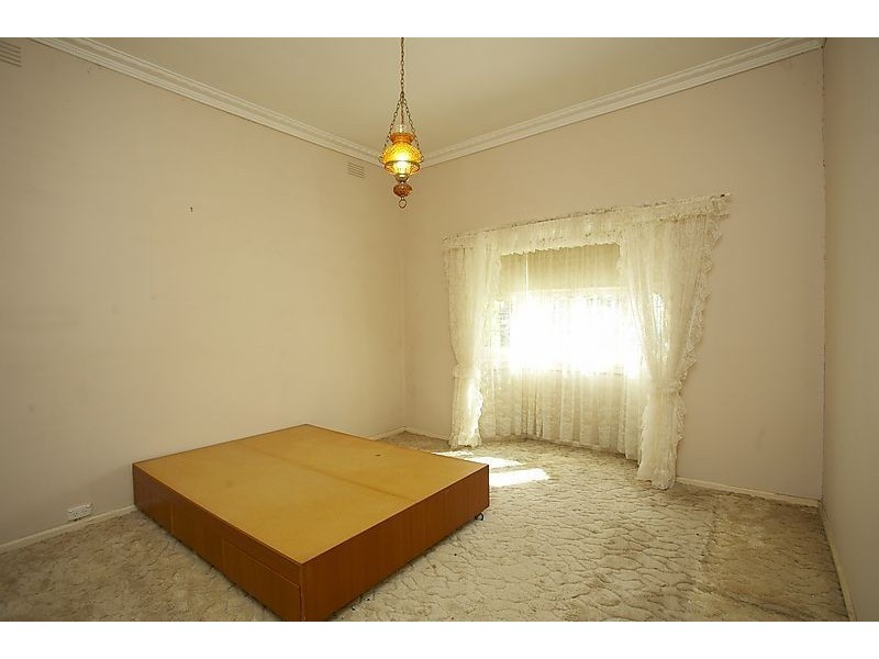 70 Clarendon Street, Coburg VIC 3058