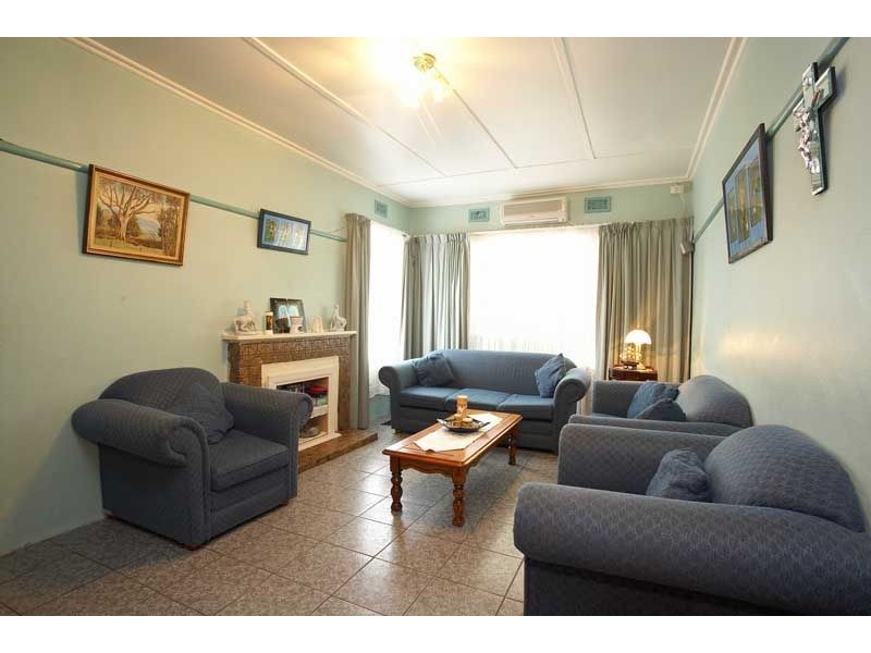 23 Queens Parade, Fawkner VIC 3060