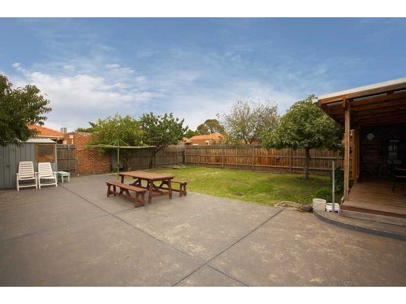 23 Queens Parade, Fawkner VIC 3060