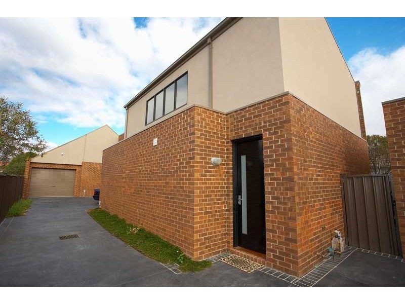 2/7 Pardy Street, Pascoe Vale VIC 3044