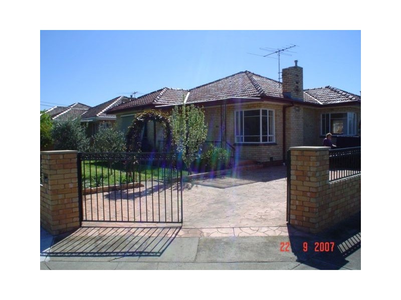 70 Lynch Rd, Fawkner VIC 3060