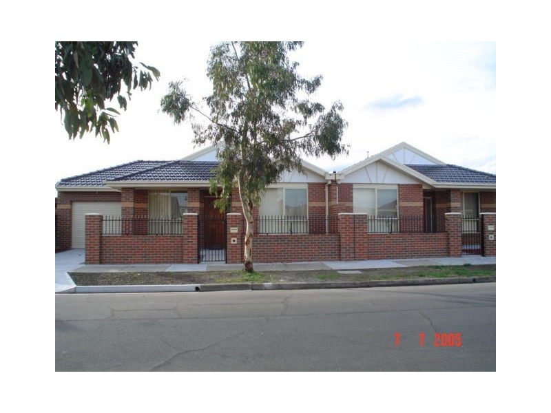 25 Lock Street, Fawkner VIC 3060