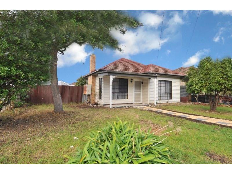 34 Farview St, Glenroy VIC 3046