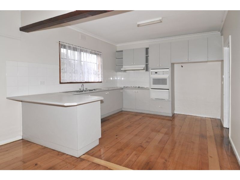 34 Farview St, Glenroy VIC 3046