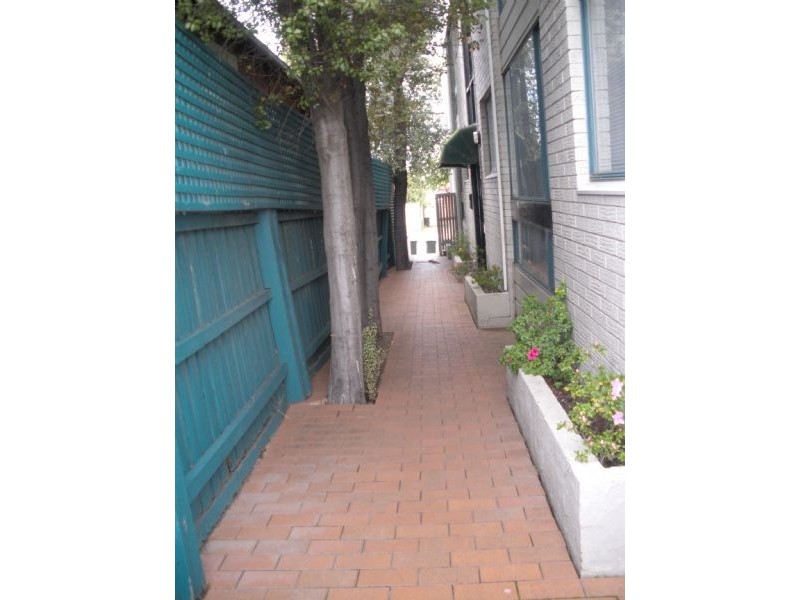 1/463 Brunswick Rd, Brunswick West VIC 3055