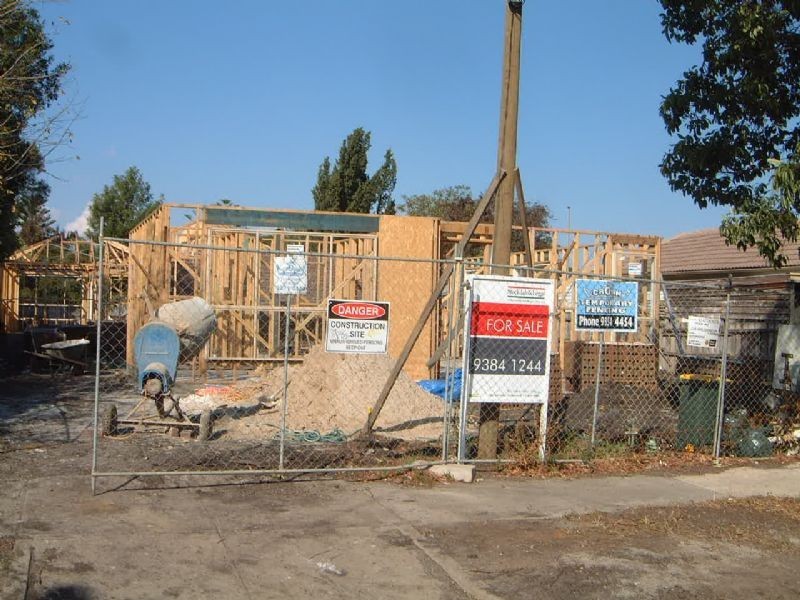 1/10 Kitchener Road, Pascoe Vale VIC 3044