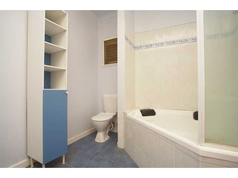 23 Sandra Avenue, Fawkner VIC 3060