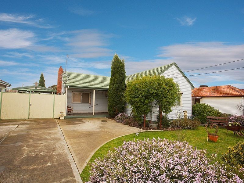 10 Percy Street, Fawkner VIC 3060