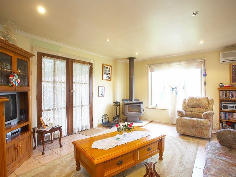 10 Percy Street, Fawkner VIC 3060