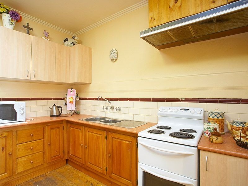 10 Percy Street, Fawkner VIC 3060