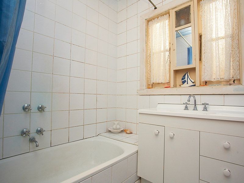 10 Percy Street, Fawkner VIC 3060