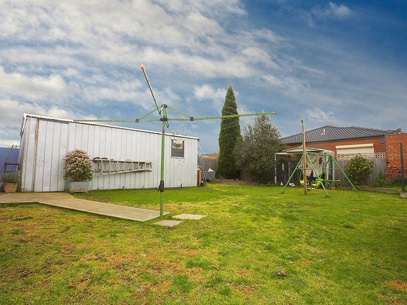 10 Percy Street, Fawkner VIC 3060