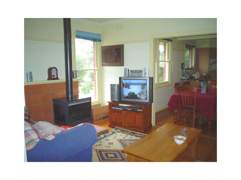 14 Moss Court, Glenroy VIC 3046