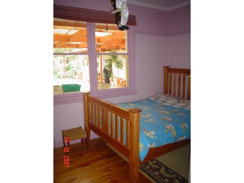 14 Moss Court, Glenroy VIC 3046