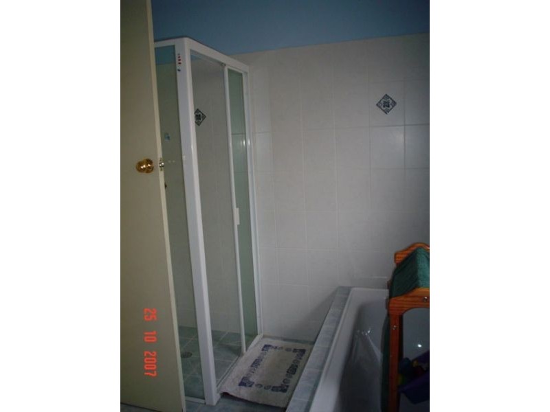 14 Moss Court, Glenroy VIC 3046