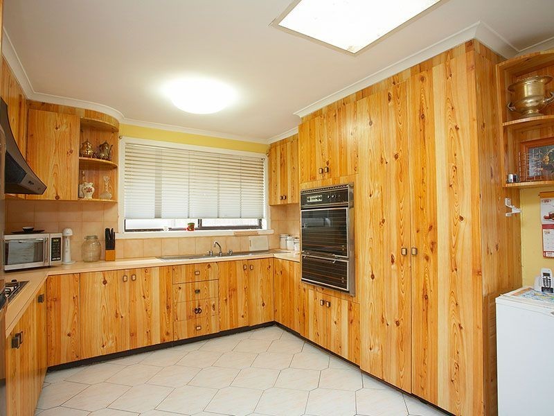 15 Somerlayton Crescent, Fawkner VIC 3060