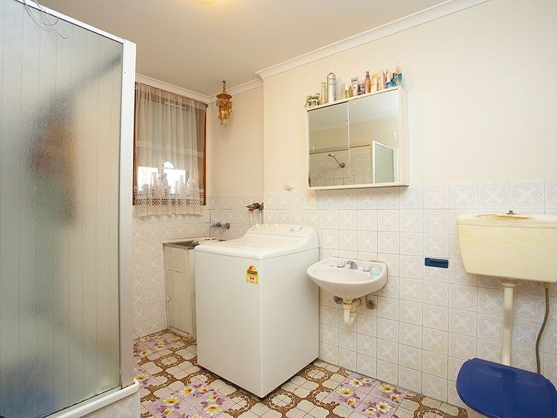 2/58 Shamrock Street, Brunswick VIC 3056