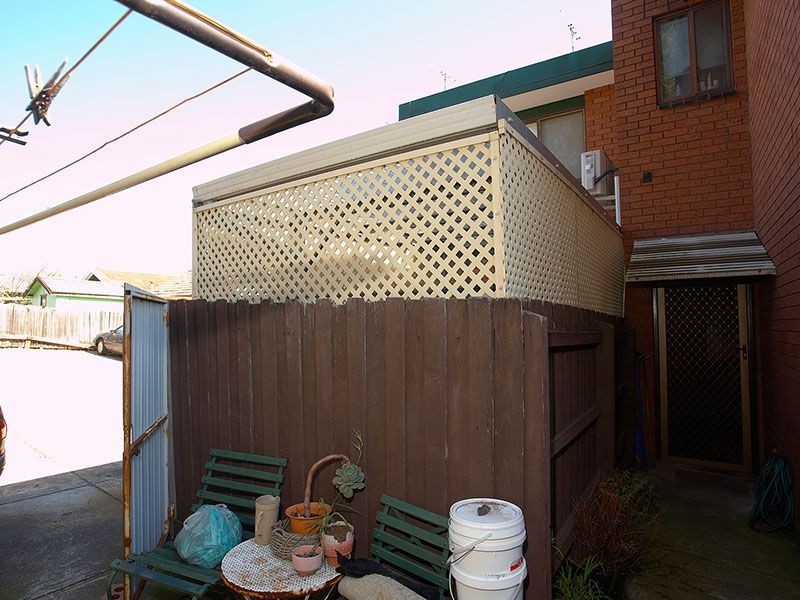 2/58 Shamrock Street, Brunswick VIC 3056