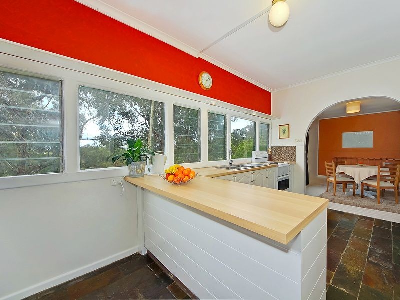 5 Weldon Grove, Upwey VIC 3158
