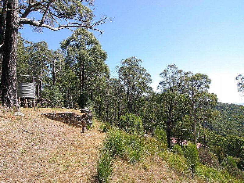 1  Highview Road, Ferny Creek VIC 3786