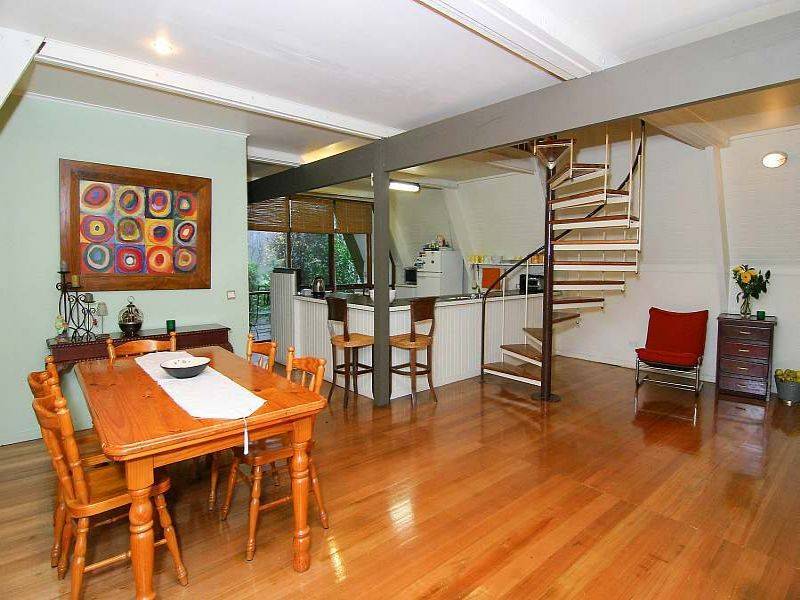 6 Claverton Avenue, Mount Dandenong VIC 3767