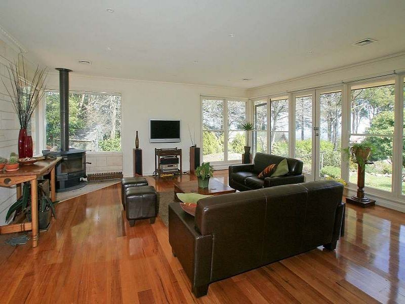 16-18 Observatory Road, Mount Dandenong VIC 3767