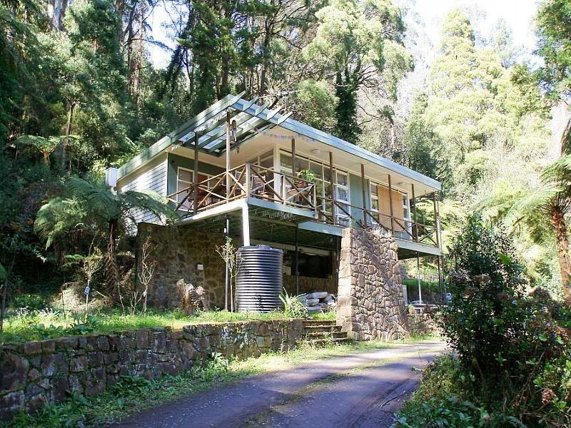 11 Perrins Creek Road, Olinda VIC 3788