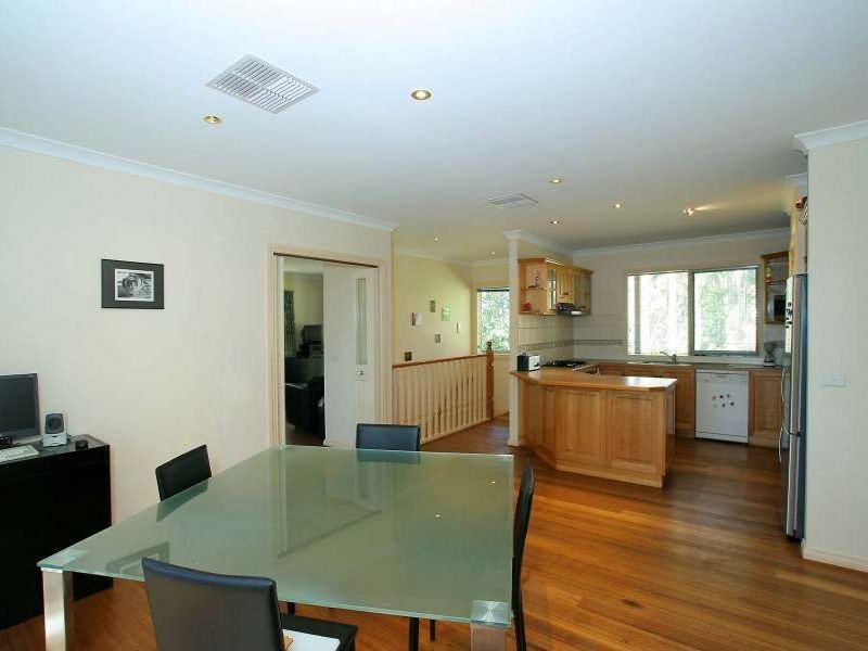 5 Scenic Crescent, Kalorama VIC 3766