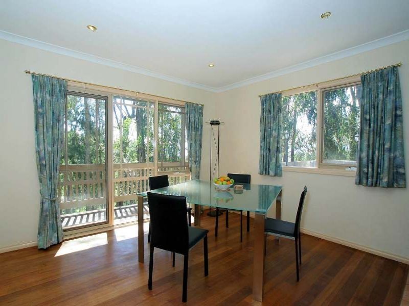 5 Scenic Crescent, Kalorama VIC 3766