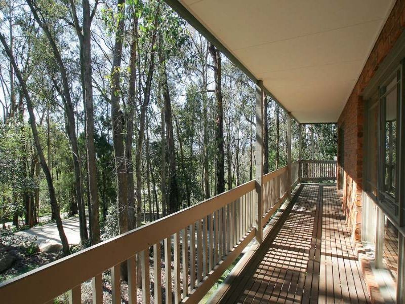 5 Scenic Crescent, Kalorama VIC 3766