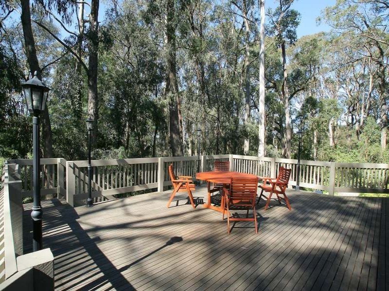 5 Scenic Crescent, Kalorama VIC 3766