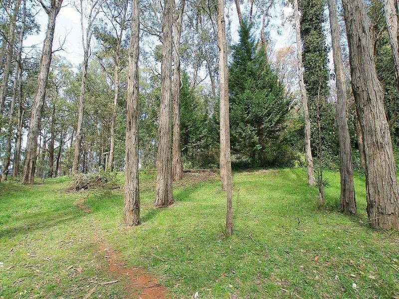 70 Inverness Road, Kalorama VIC 3766