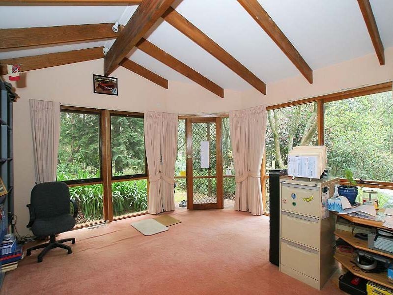 17 Warwick Farm Road, Olinda VIC 3788